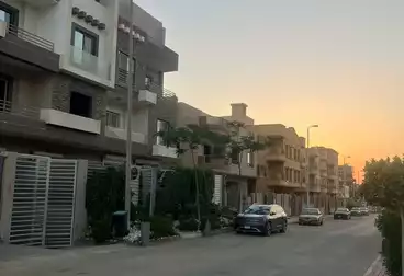 Apartments For sale - 3 rooms - floor 1