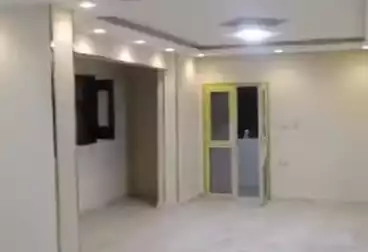 شقق للبيع - 3 غرف - بالدور 1