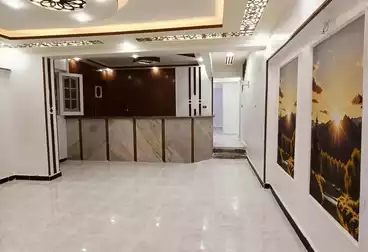 شاليه بحديقة للبيع - 2 غرف - بالدور 0