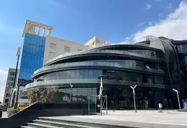 Administrative Building For rent - 74 rooms