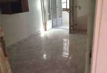 Apartments For sale - 3 rooms - floor 4