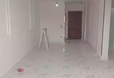 Apartments For sale - 2 rooms - floor 8