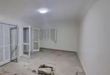 Apartments For sale - 3 rooms - floor 1