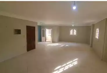 شقق للبيع - 3 غرف - بالدور 1