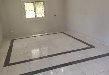 إداري للإيجار - 3 غرف - بالدور 0