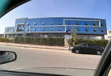 تجاري للبيع - 1 غرف - بالدور 0