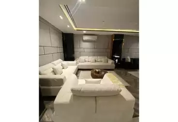 Apartment with Garden For sale - 3 rooms - floor 0