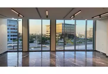 إداري للإيجار - 2 غرف - بالدور 1