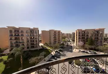 شقق للبيع - 2 غرف - بالدور 4