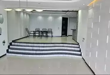 Apartments For sale - 3 rooms - floor 4