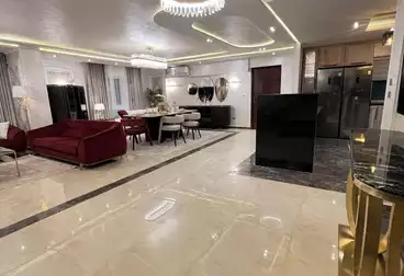 دوبلكس بحديقة للبيع - 3 غرف - بالدور 0