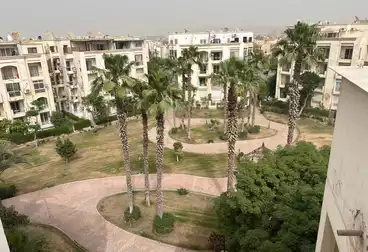 Apartments For rent - 4 rooms - floor 4