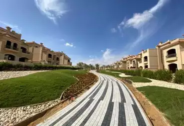 Villas For sale - 5 rooms