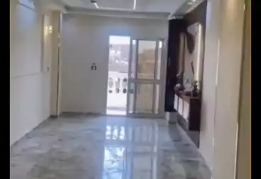 شقق للبيع - 3 غرف - بالدور 0