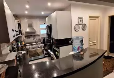 شقق للبيع - 3 غرف - بالدور 8