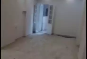 Apartments For sale - 2 rooms - floor 4