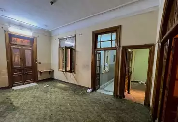 Apartments For sale - 6 rooms - floor 1