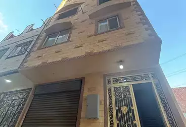 House / Home For sale - 6 rooms