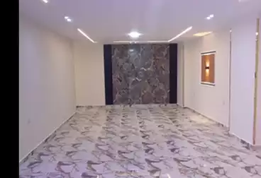 Apartments For sale - 3 rooms - floor 1