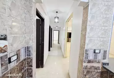 شقق للبيع - 2 غرف - بالدور 0