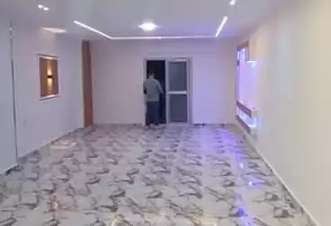 Apartments For sale - 3 rooms - floor 1