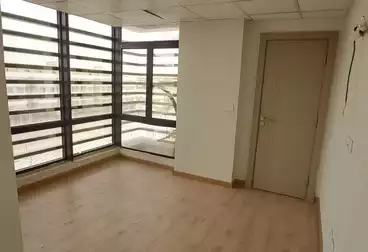 Administrative For sale - 3 rooms - floor 5