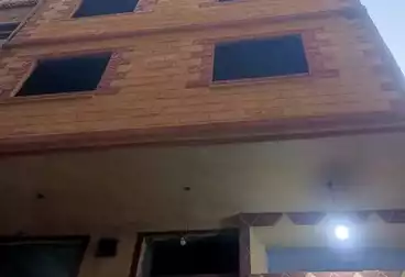 House / Home For sale - 8 rooms