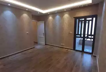 Apartments For sale - 3 rooms - floor 4