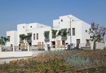 Villas For sale - 4 rooms
