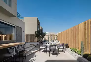 Apartments For sale - 2 rooms - floor 5