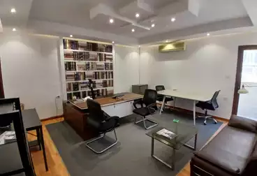 Administrative For rent - 5 rooms - floor 4