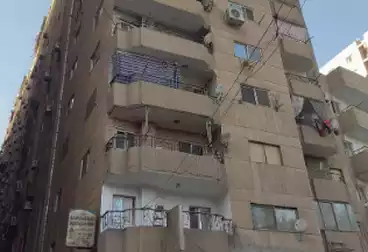 Furnished Apartment For sale - 3 rooms - floor 4