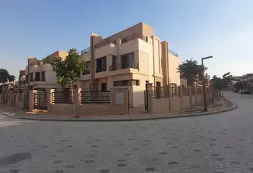 Villas For sale - 4 rooms