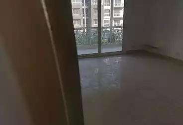 Apartments For sale - 3 rooms - floor 1