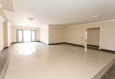 Apartments For sale - 5 rooms - floor 2