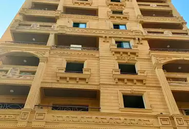 Apartments For sale - 3 rooms - floor 3