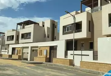 Villas For sale - 4 rooms