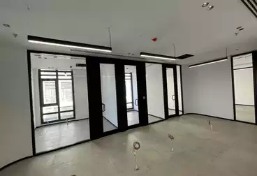 Offices For rent - 3 rooms - floor 3