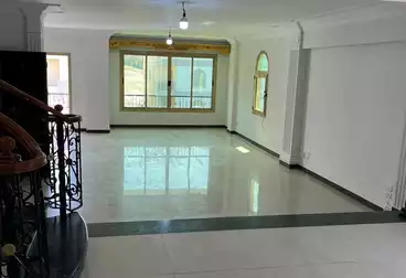 Apartments For sale - 4 rooms - floor 4
