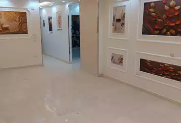 شقق للبيع - 3 غرف - بالدور 8