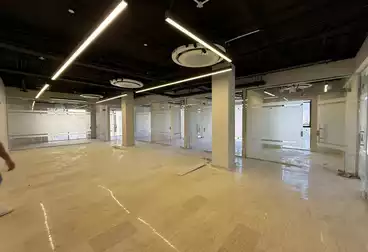 إداري للبيع - بالدور 0
