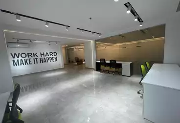 Administrative For rent - 5 rooms - floor 3
