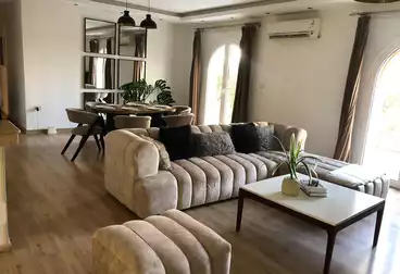 شقق للإيجار - 3 غرف - بالدور 0
