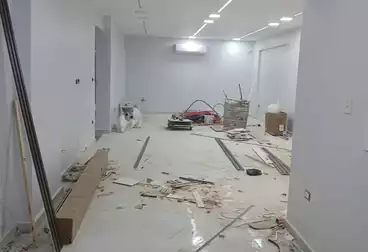 Administrative For rent - 5 rooms - floor 4