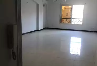 شقق للإيجار - 3 غرف - بالدور 4