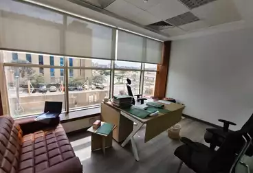 Administrative For rent - 4 rooms - floor 4