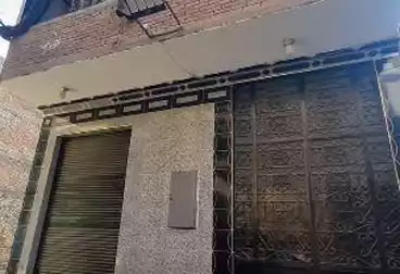House / Home For sale - 5 rooms