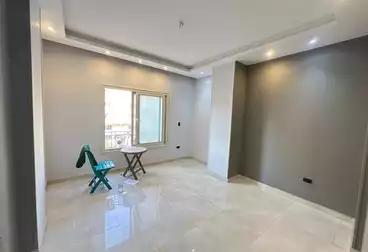 شقق للبيع - 4 غرف - بالدور 2