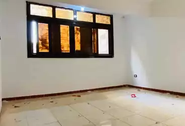 Apartments For sale - 2 rooms - floor 3