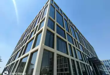 Administrative For rent - 5 rooms - floor 4